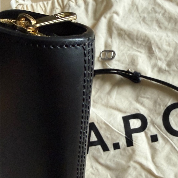 A.P.C. Black Demi-Lune Clutch Leather - Picture 7 of 13